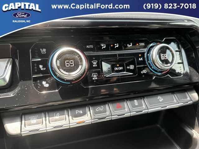 Used 2024 GMC Sierra 2500 AT4 w/ AT4 Preferred Package AWD/4WD image 30