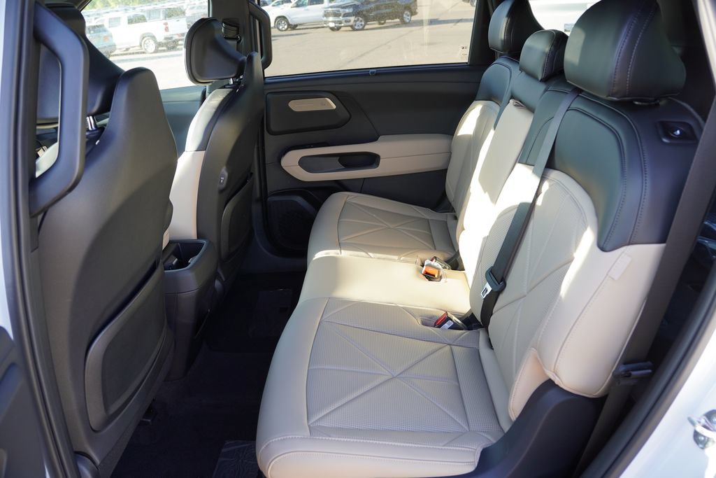 Used 2027 Kia Telluride EX AWD/4WD image 11