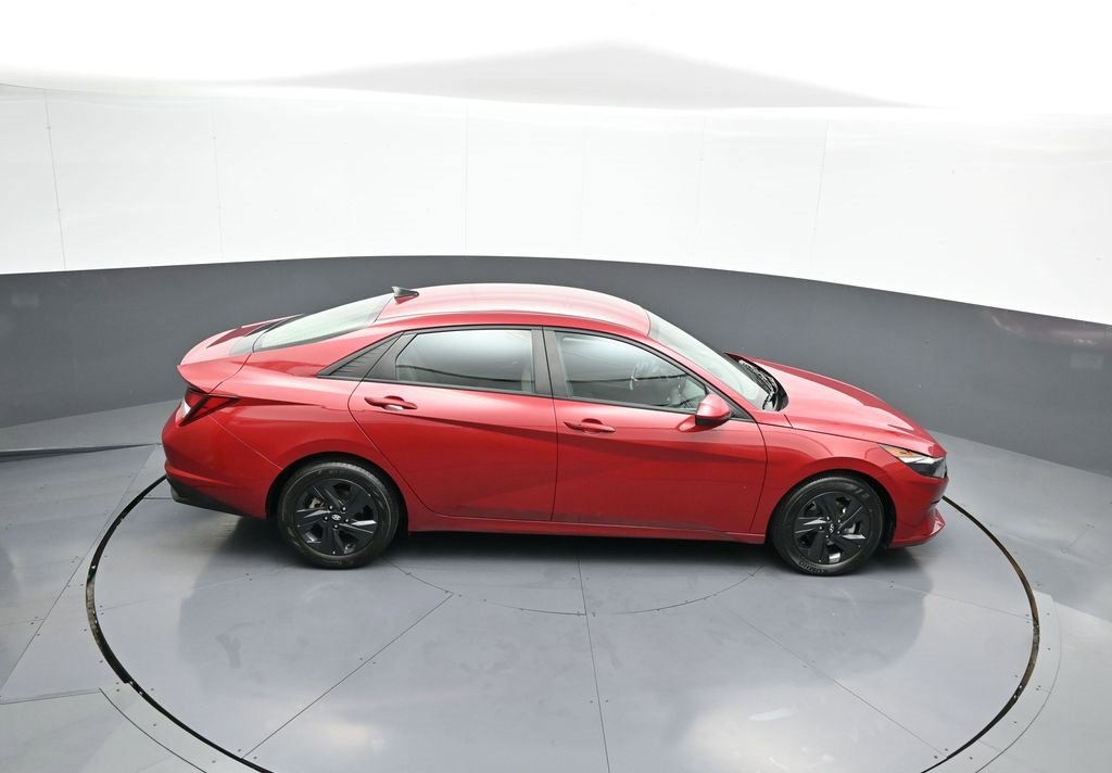 Certified 2021 Hyundai Elantra SEL image 36