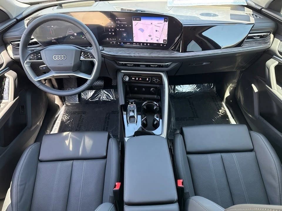 Certified 2025 Audi Q5 Premium w/ Premium Plus AWD/4WD image 13