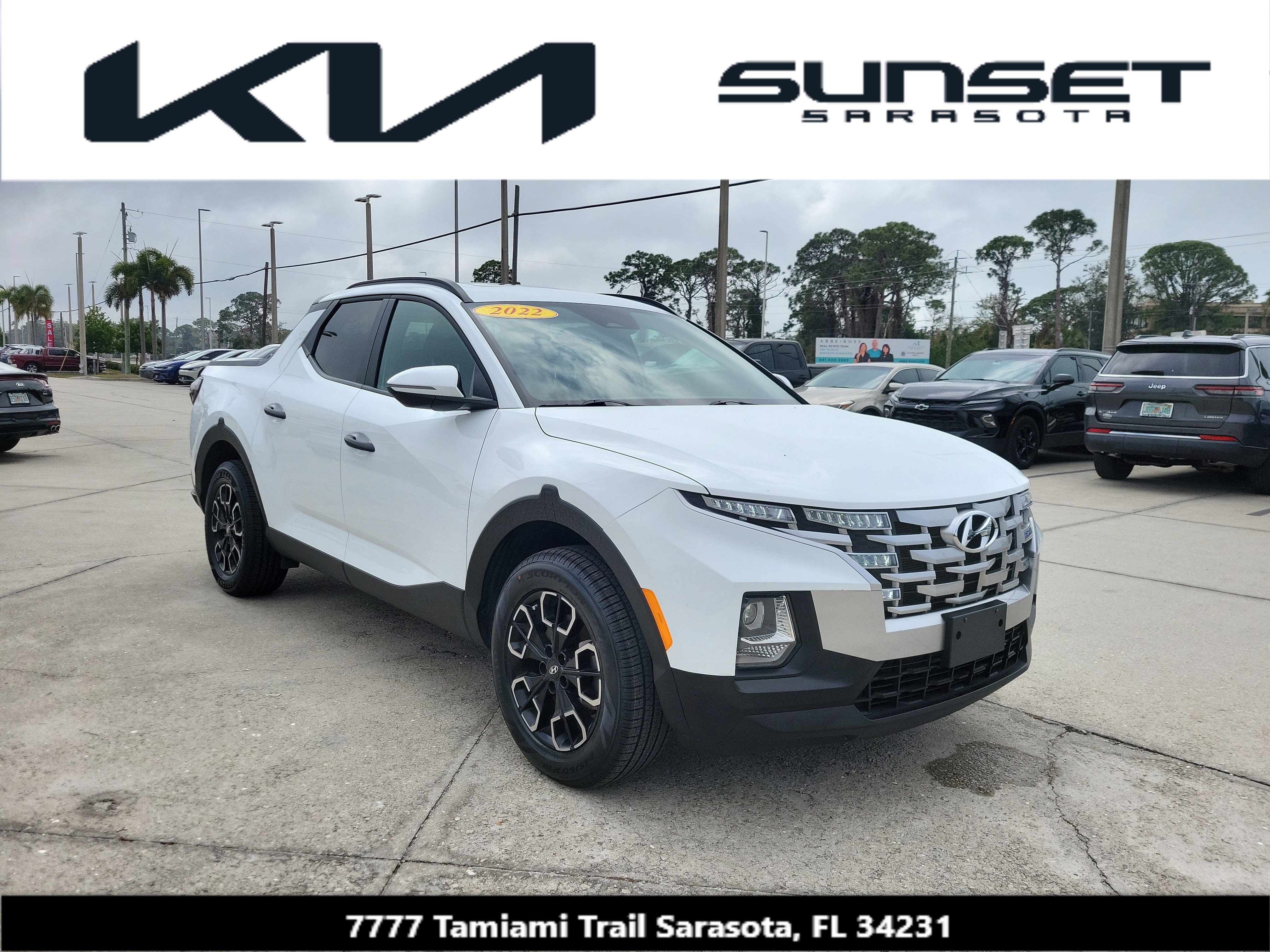 Used 2022 Hyundai Santa Cruz SEL w/ Activity Package image 1