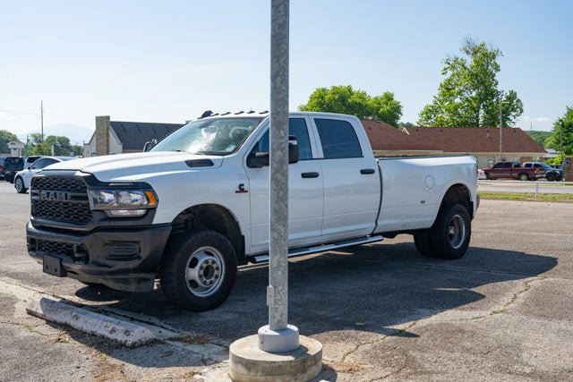 Used 2024 RAM 3500 Tradesman AWD/4WD image 1
