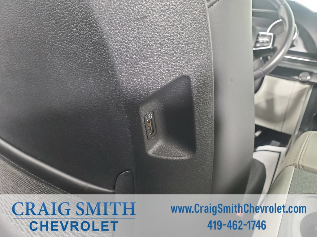 Used 2024 Kia Carnival LX FWD image 18
