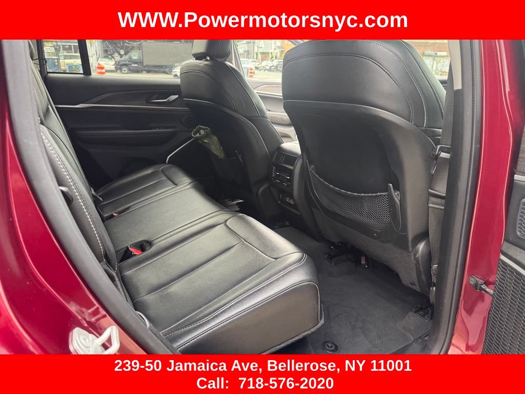 Used 2023 Jeep Grand Cherokee 4WD 4xe image 28