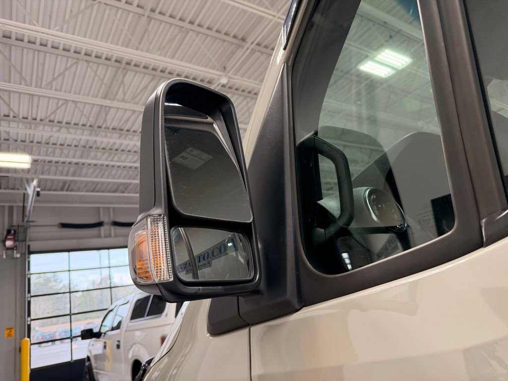 Used 2022 Mercedes-Benz Sprinter 2500 image 11