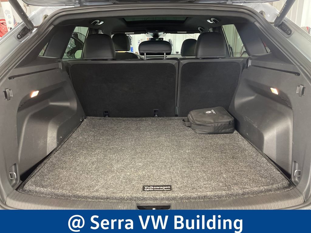 Used 2023 Volkswagen Atlas Cross Sport SEL AWD/4WD image 30