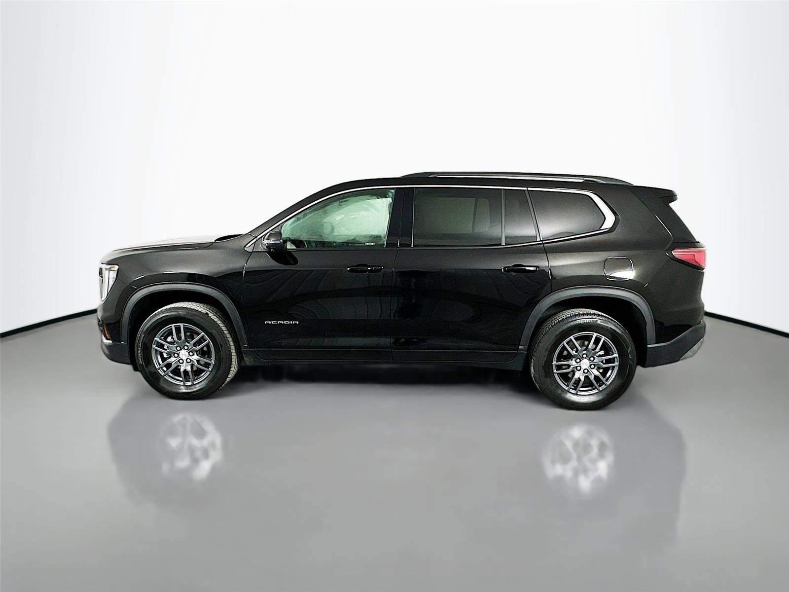 Used 2025 GMC Acadia Elevation image 4