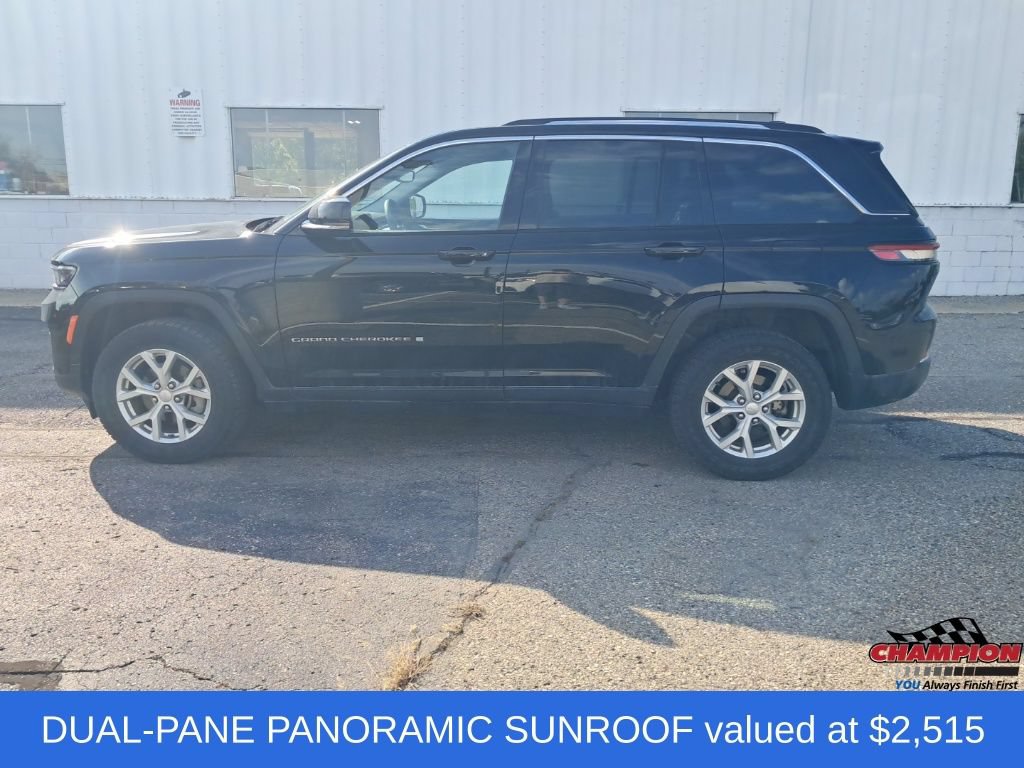 Used 2023 Jeep Grand Cherokee Limited AWD/4WD image 2