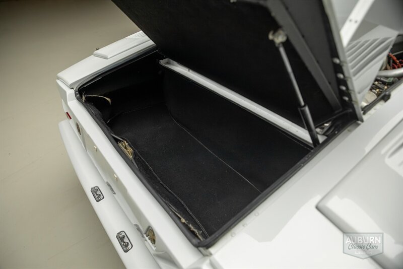 Used 1989 Lamborghini Countach Coupe RWD image 35