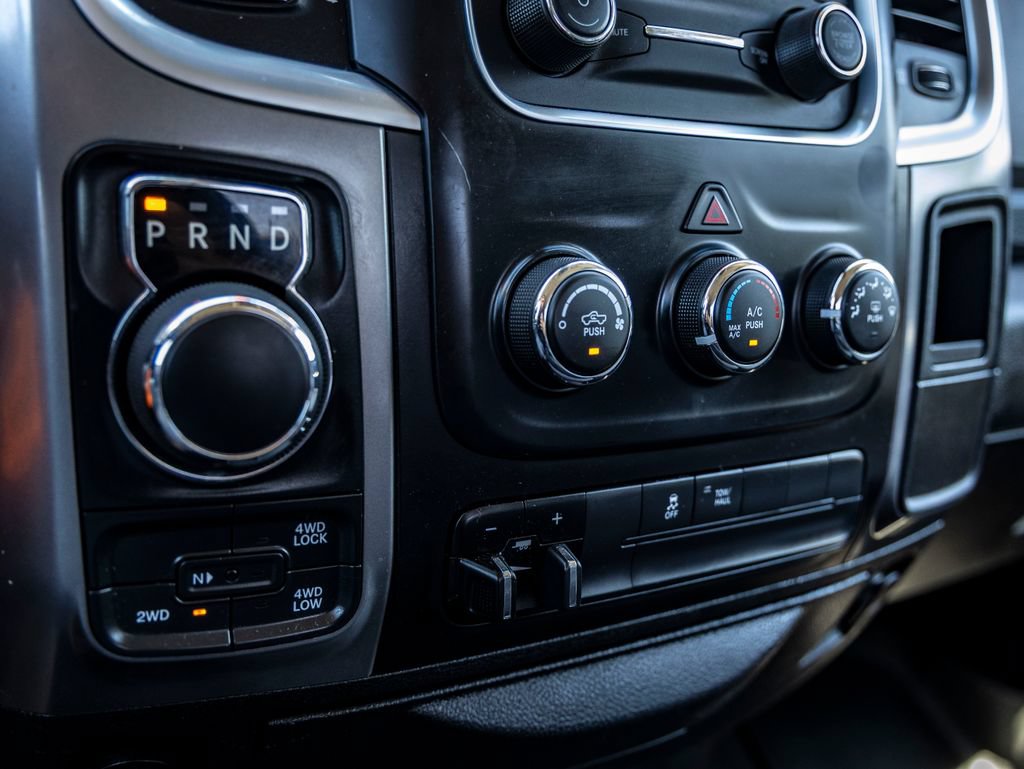Used 2021 RAM 1500 Classic SLT AWD/4WD image 20