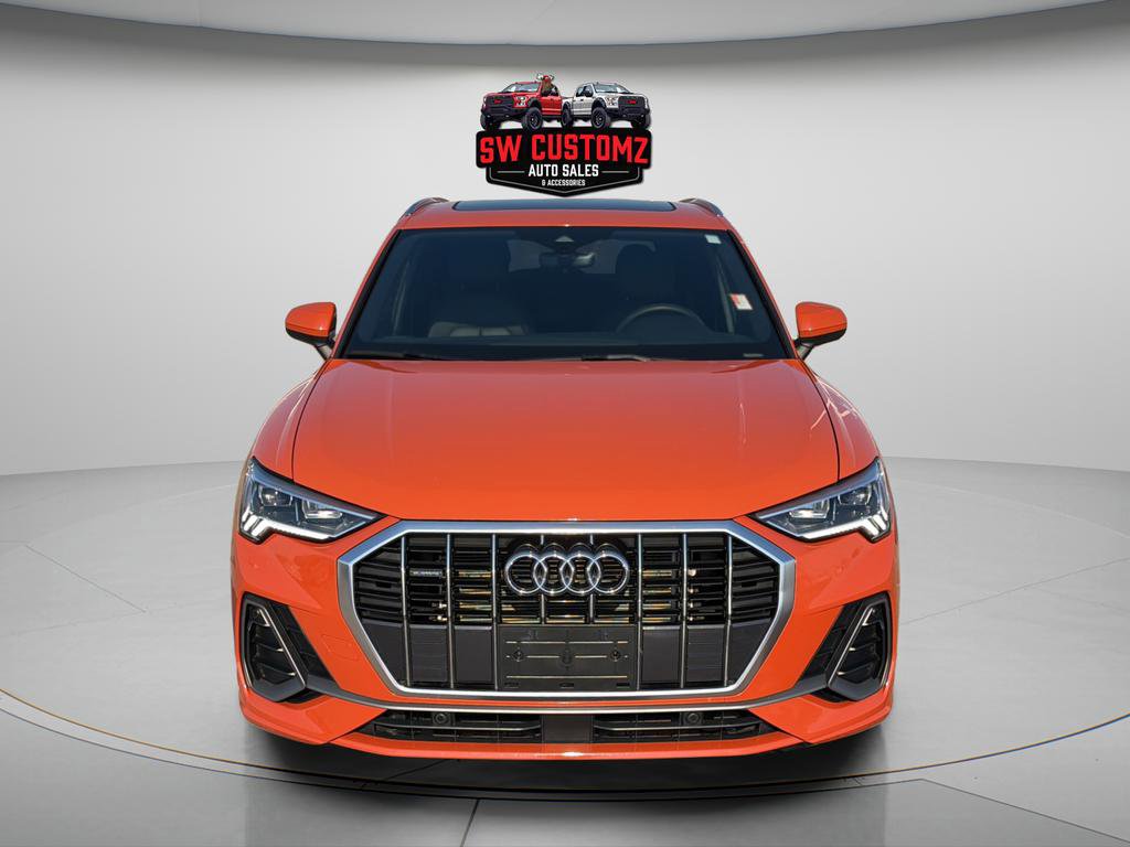 Used 2025 Audi Q3 2.0T Premium image 2
