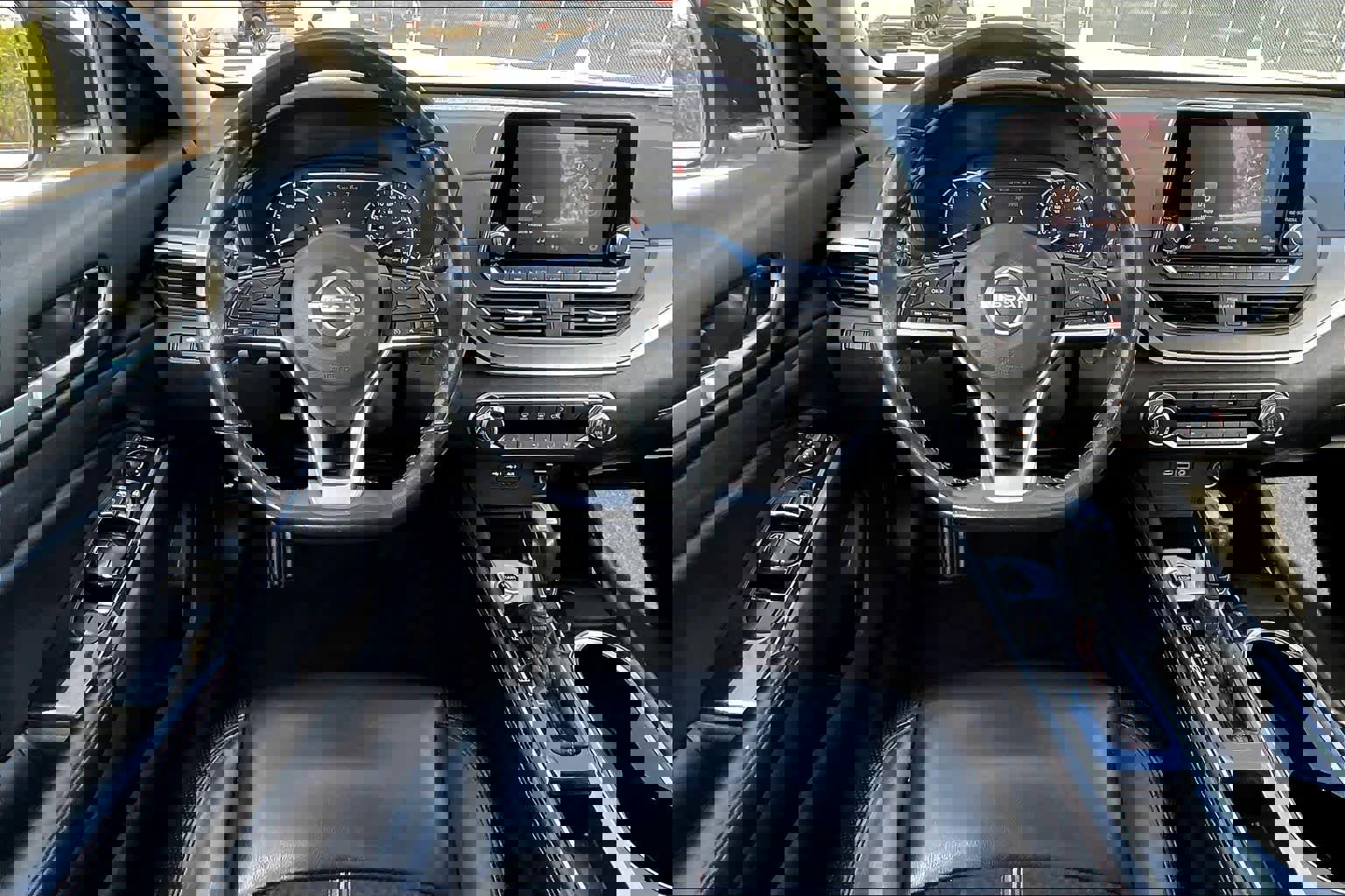 Used 2024 Nissan Altima 2.5 SR image 6