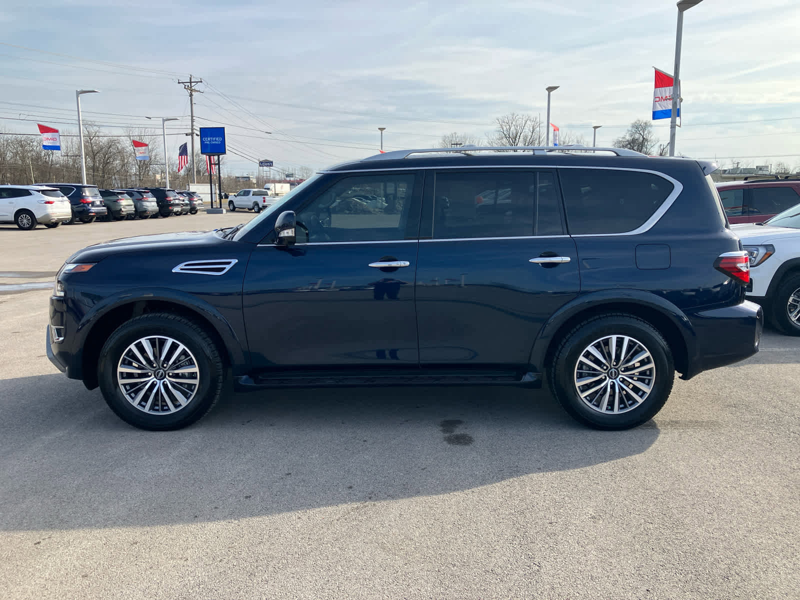 Used 2024 Nissan Armada SL w/ Cargo Package image 4