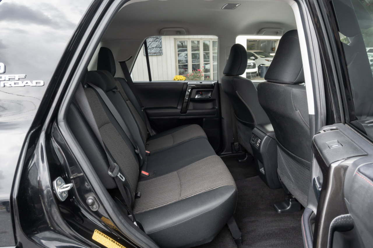 Used 2024 Toyota 4Runner TRD Off-Road image 35