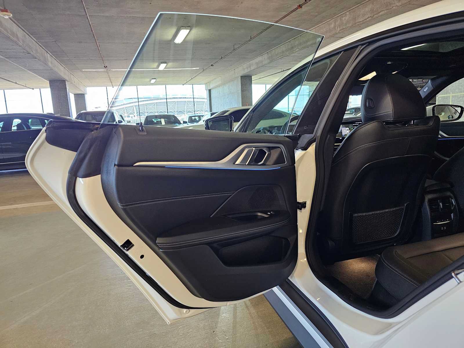 Used 2023 BMW i4 eDrive35 RWD image 29