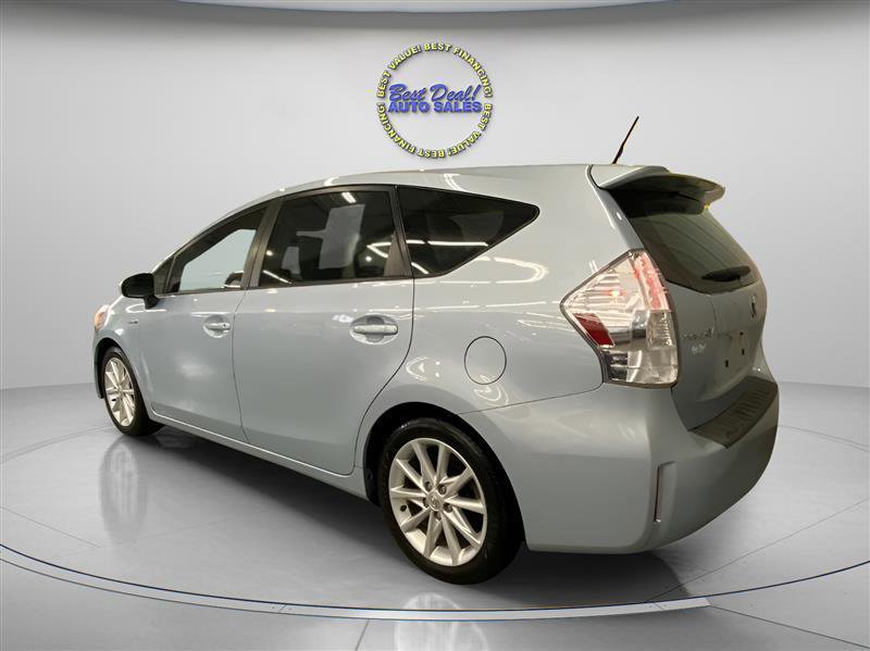 Used 2012 Toyota Prius V Five FWD image 3