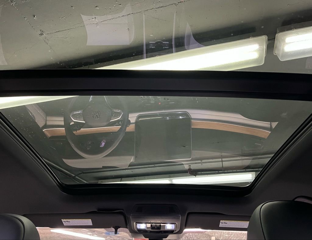 New 2026 Volkswagen Tiguan SEL R-Line image 10