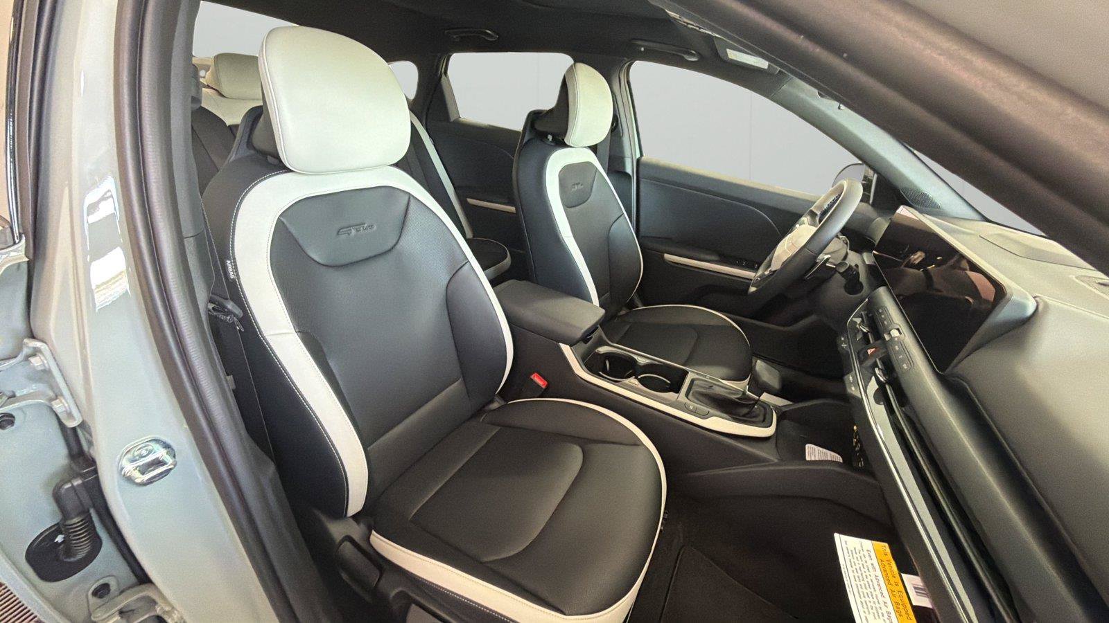 New 2026 Kia K4 GT-Line FWD image 14
