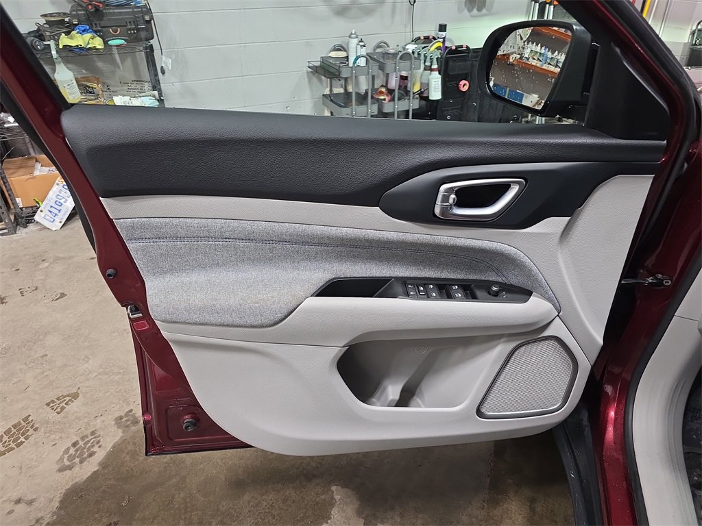 Used 2022 Jeep Compass Latitude w/ Convenience Group image 28