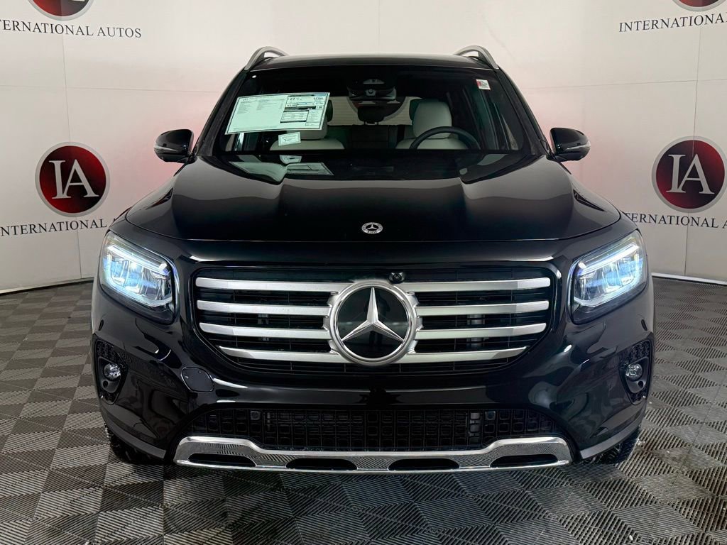 New 2026 Mercedes-Benz GLB 250 4MATIC image 2