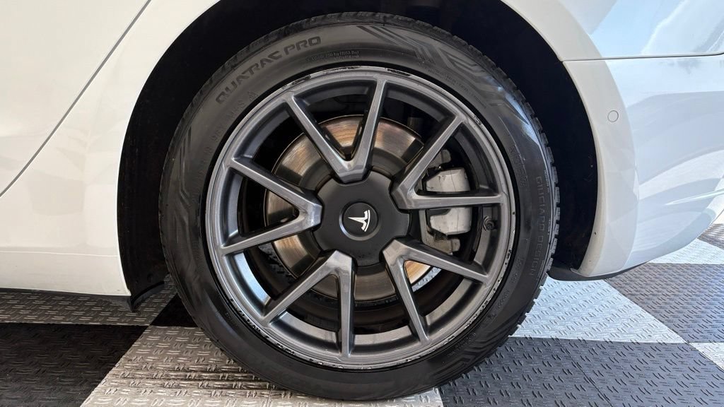 Used 2022 Tesla Model 3 Long Range AWD/4WD image 11