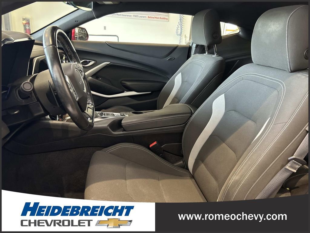 Used 2022 Chevrolet Camaro LT w/ Technology Package RWD image 12