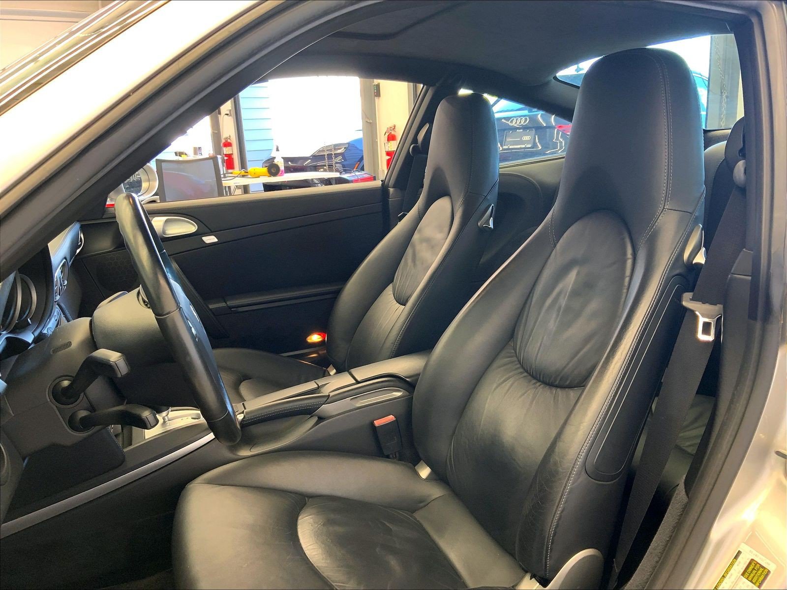 Used 2007 Porsche 911 Carrera S RWD image 5