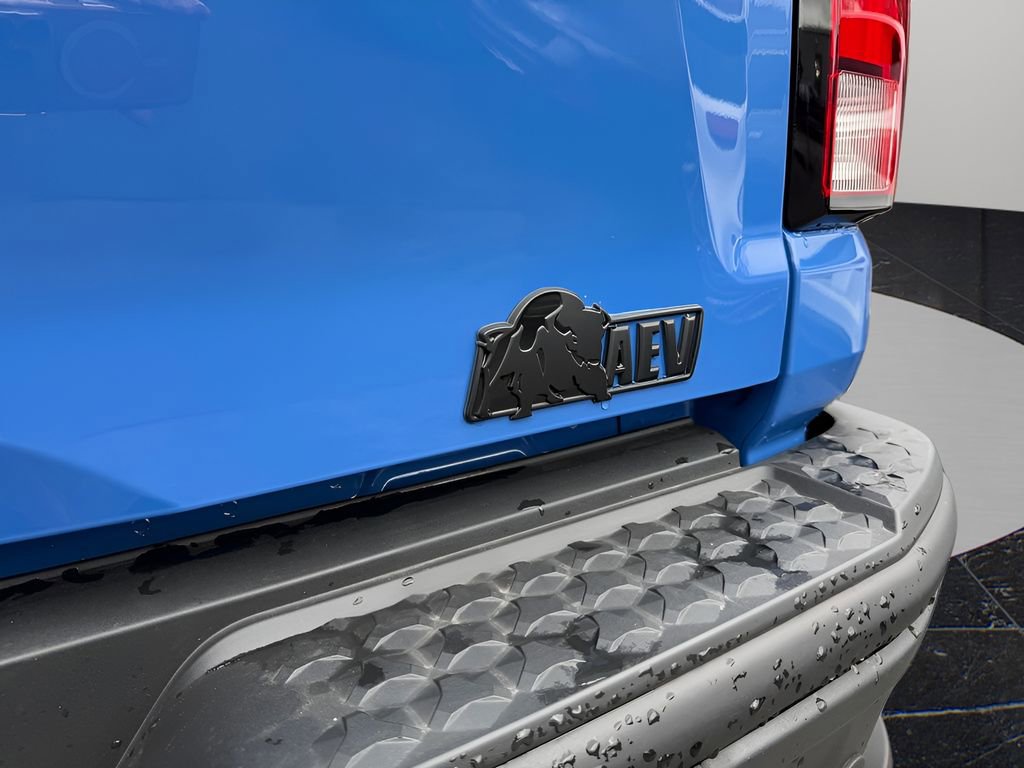 Used 2025 Chevrolet Colorado ZR2 w/ ZR2 Bison Edition AWD/4WD image 11