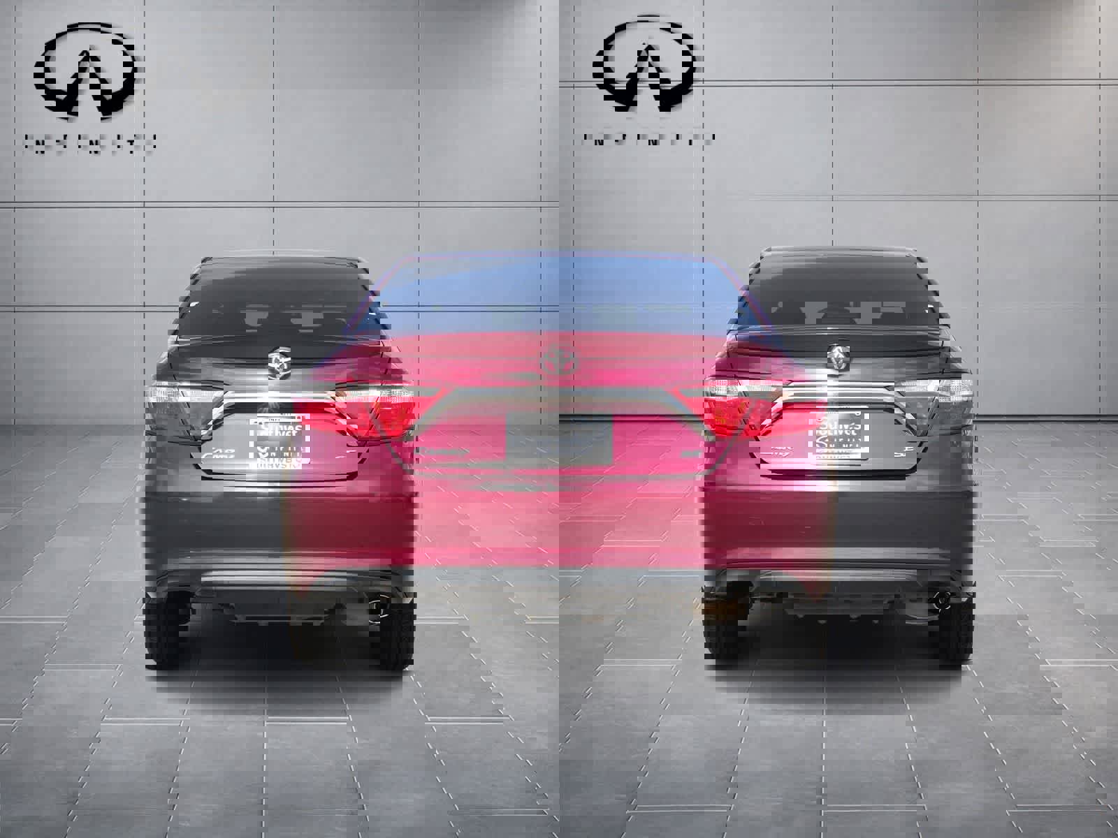 Used 2016 Toyota Camry SE image 6