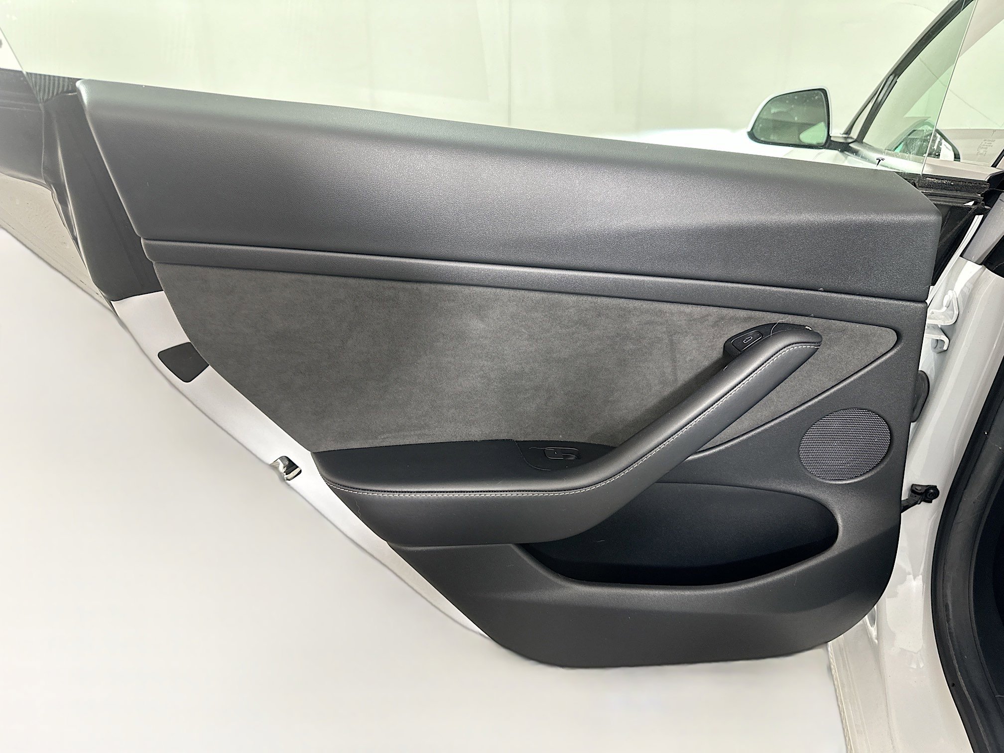 Used 2021 Tesla Model 3 Performance image 25