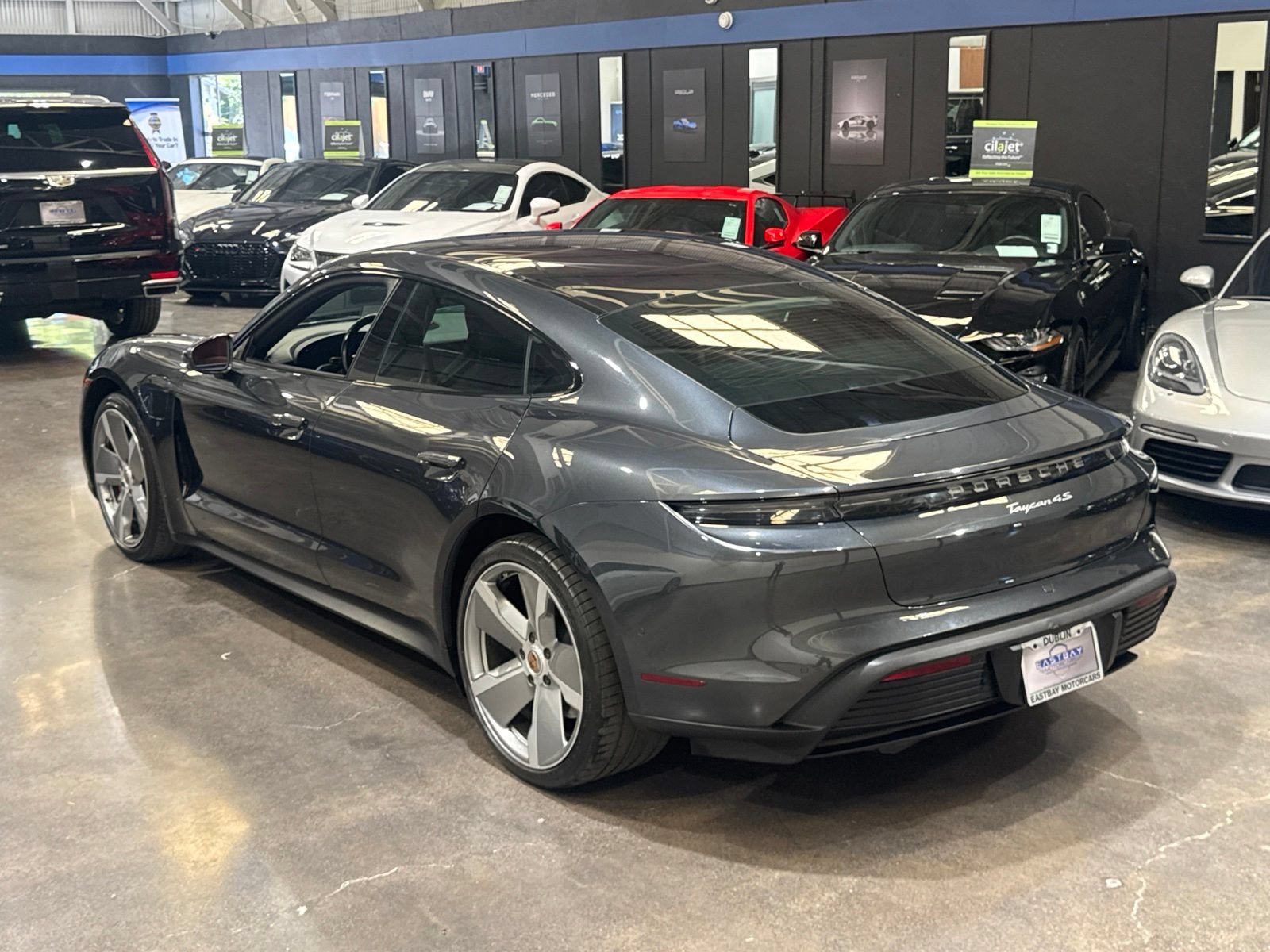 Used 2020 Porsche Taycan 4S AWD/4WD image 12