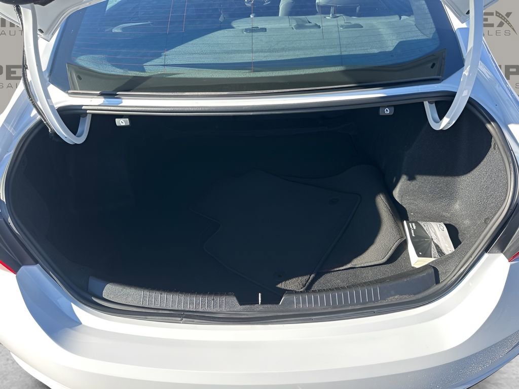 Used 2023 Chevrolet Malibu LT image 27