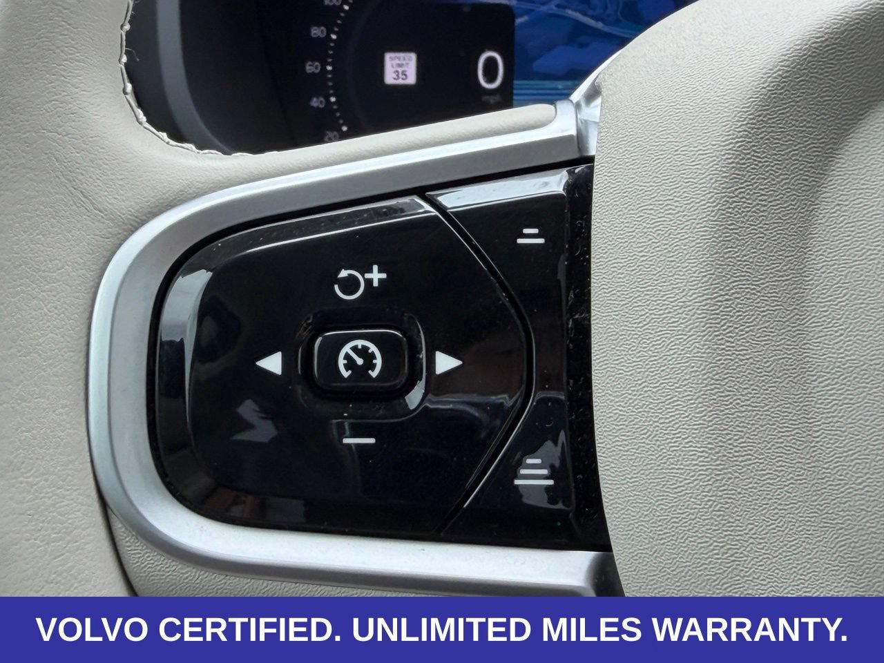 Certified 2025 Volvo V90 B6 Cross Country Ultra AWD/4WD image 17