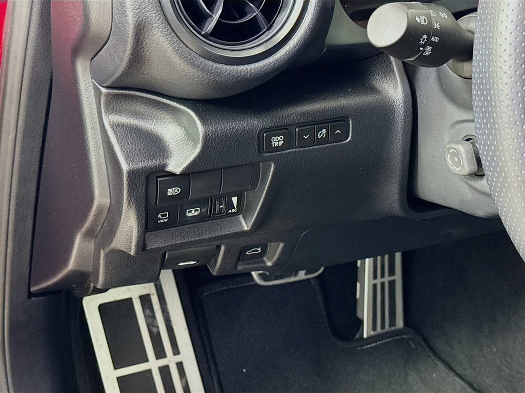Certified 2023 Lexus IS 350 F Sport RWD image 10