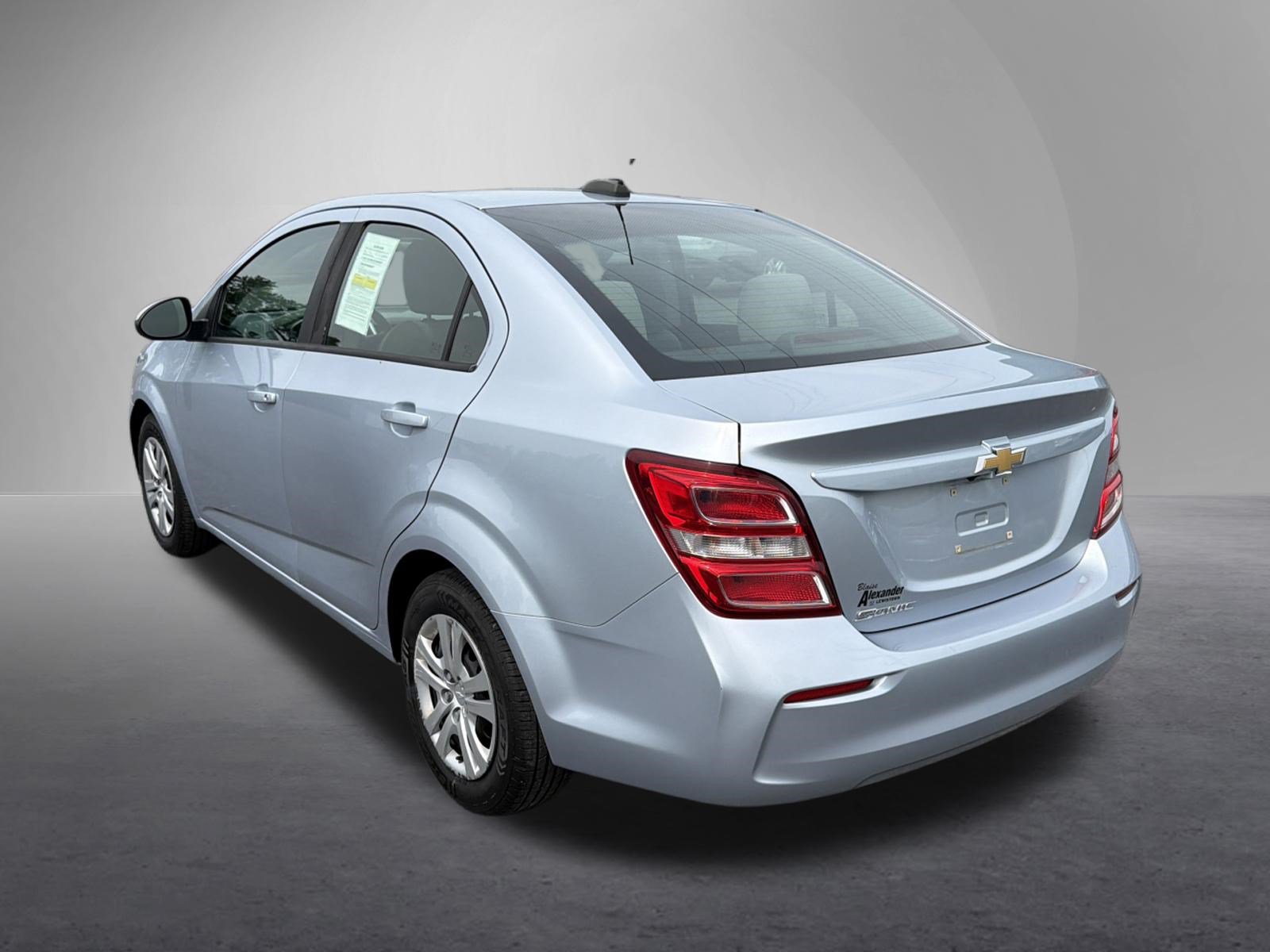 Used 2017 Chevrolet Sonic LS FWD image 6