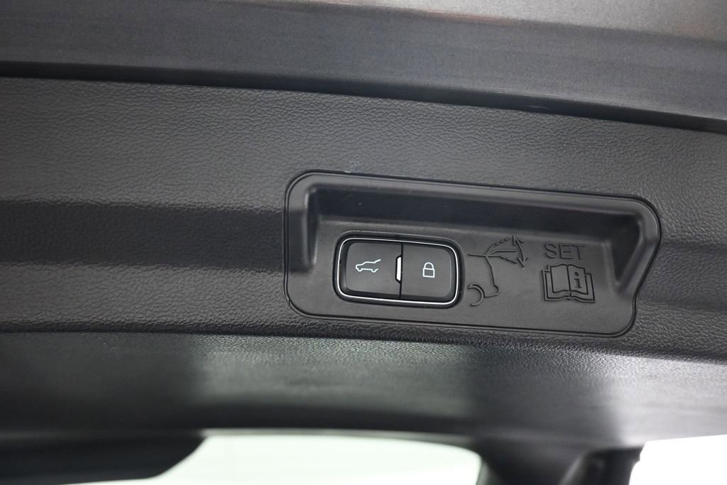 Used 2020 Ford Explorer Limited AWD/4WD image 62
