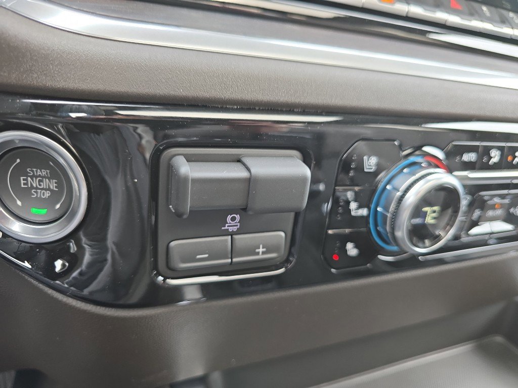 New 2026 GMC Sierra 1500 SLT w/ SLT Premium Plus Package AWD/4WD image 27