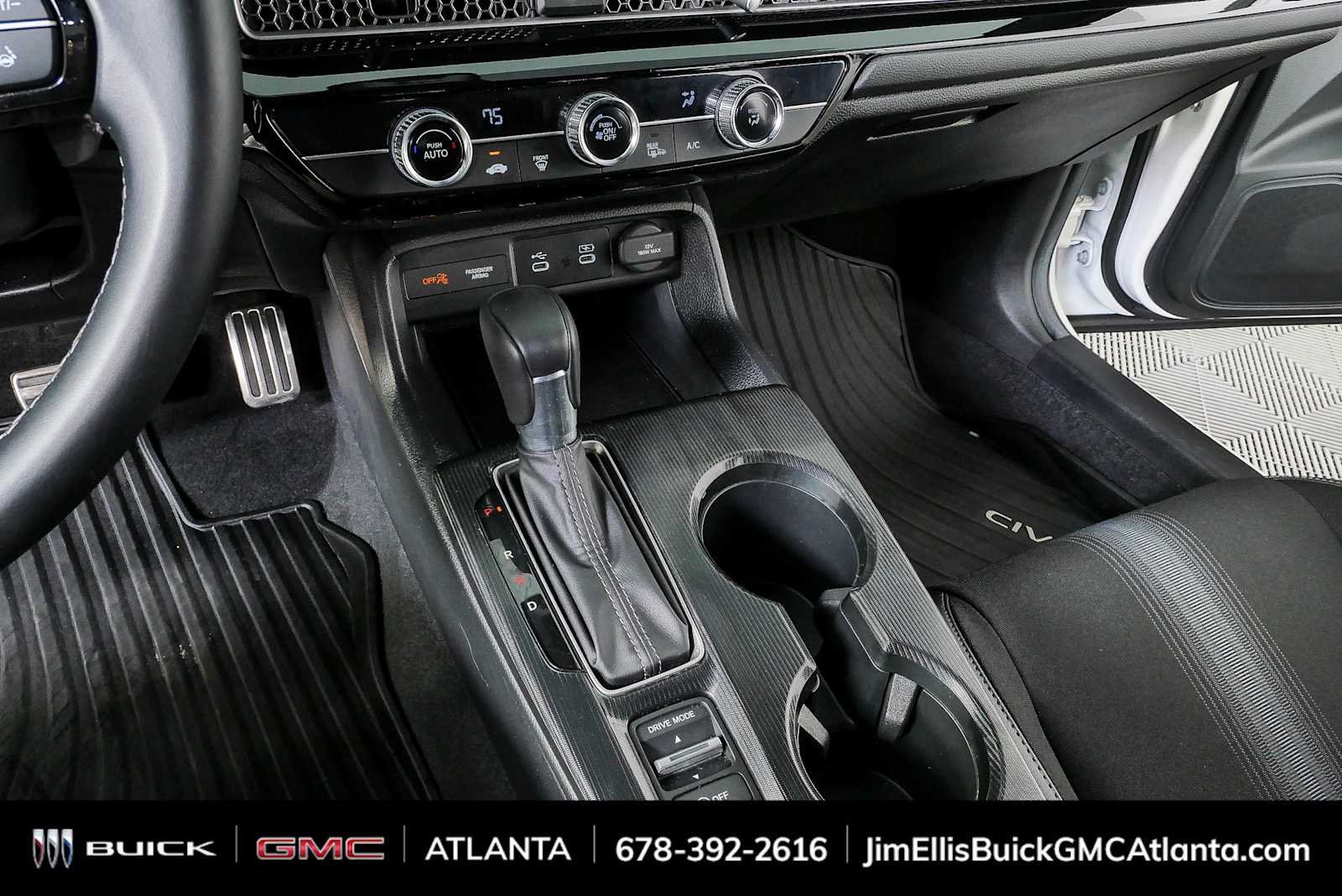 Used 2025 Honda Civic Sport image 15