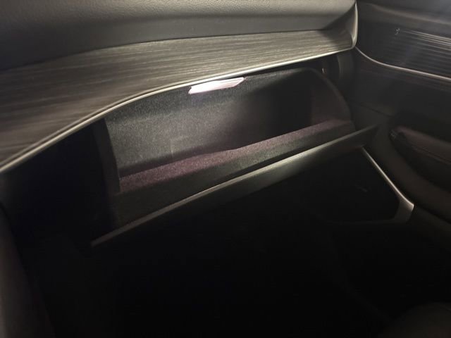 Used 2024 Jeep Wagoneer Series II image 54