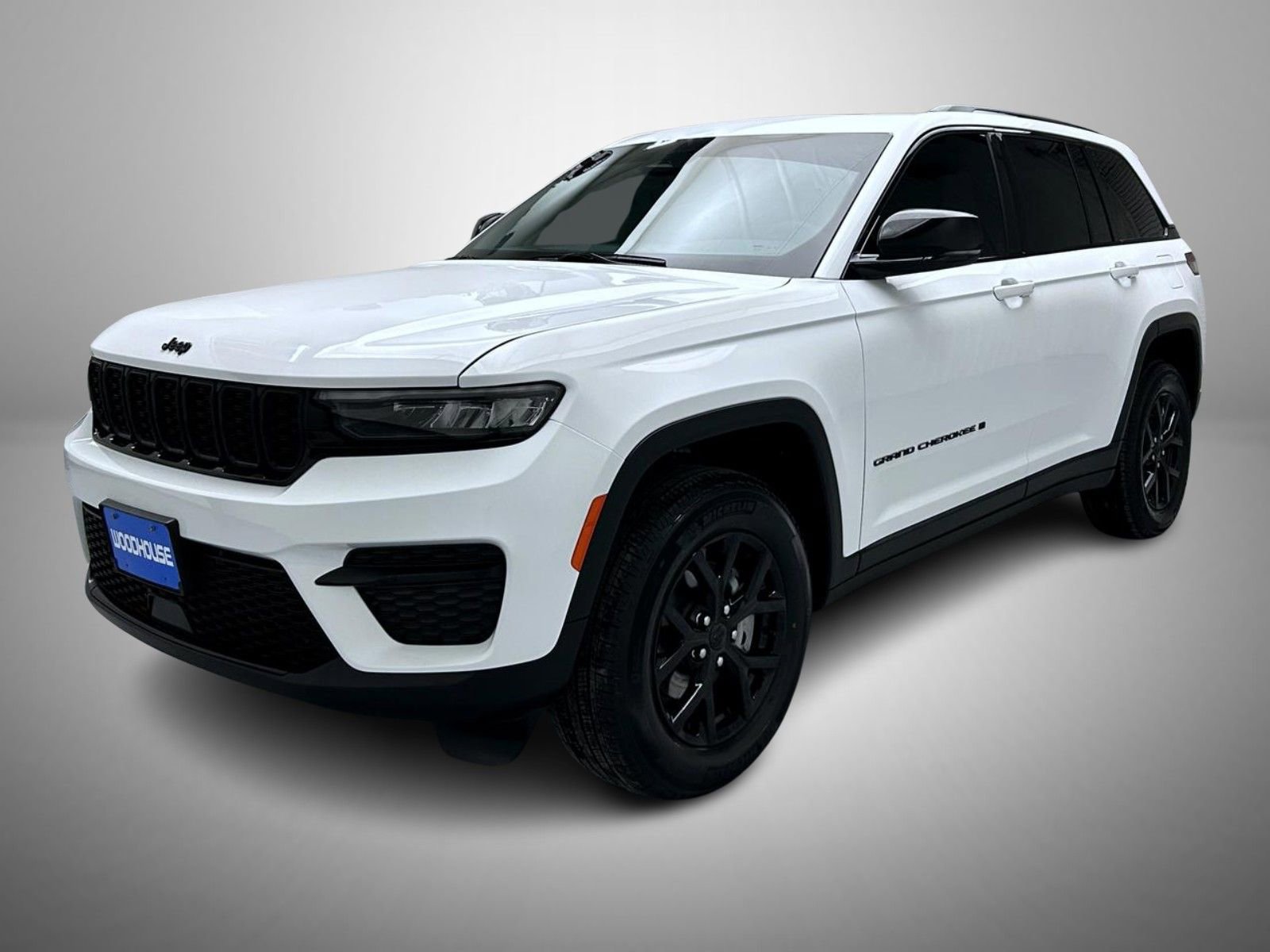 Used 2025 Jeep Grand Cherokee Altitude