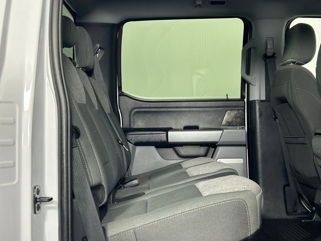 Used 2025 Ford F250 XLT w/ Black Appearance Package image 13