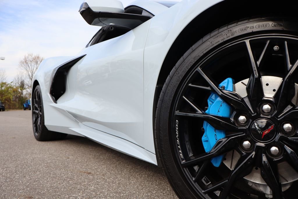 Used 2024 Chevrolet Corvette Stingray Coupe w/ 1LT image 2