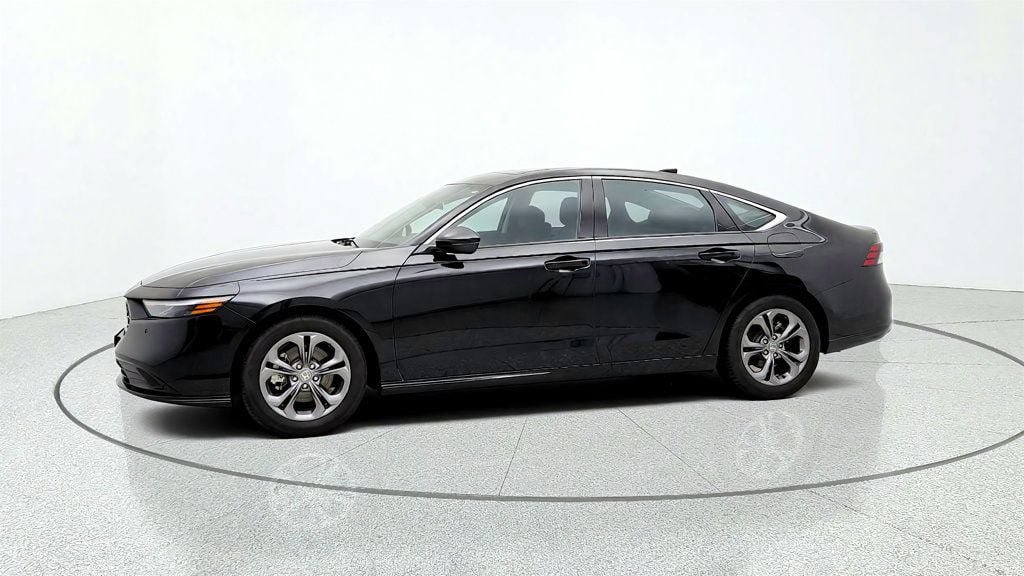 Used 2025 Honda Accord EX-L image 8