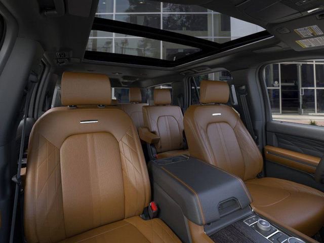 New 2024 Ford Expedition Max Platinum image 10