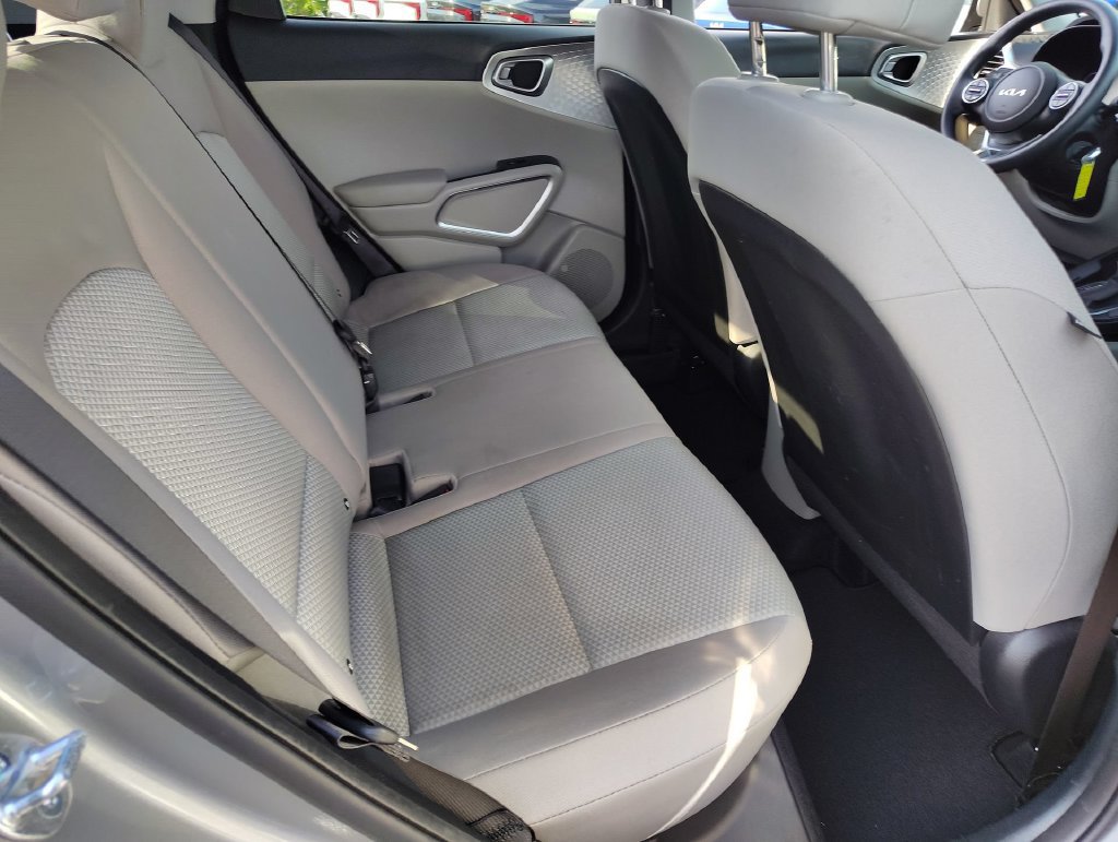 Certified 2023 Kia Soul LX w/ LX Technology Package FWD image 22