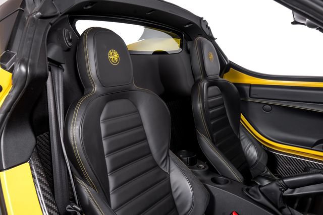 Used 2016 Alfa Romeo 4C Spider w/ Spider Track Package 4 RWD image 43