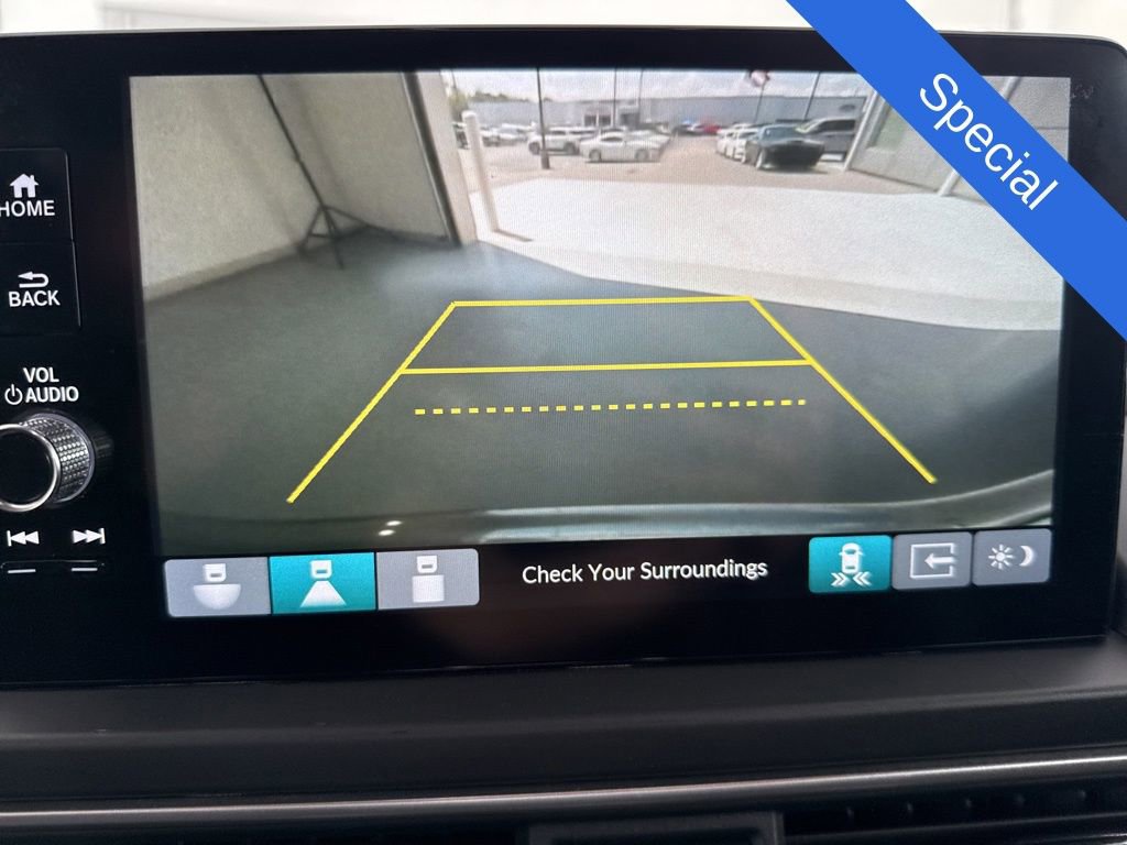 Used 2023 Honda Pilot Touring image 24