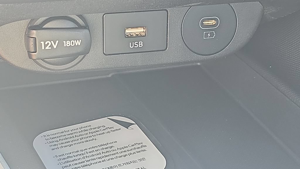 New 2026 Hyundai Elantra Limited FWD image 29