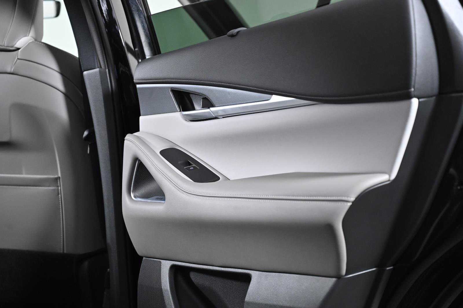 Certified 2026 INFINITI QX60 Luxe w/ Cargo Package image 35