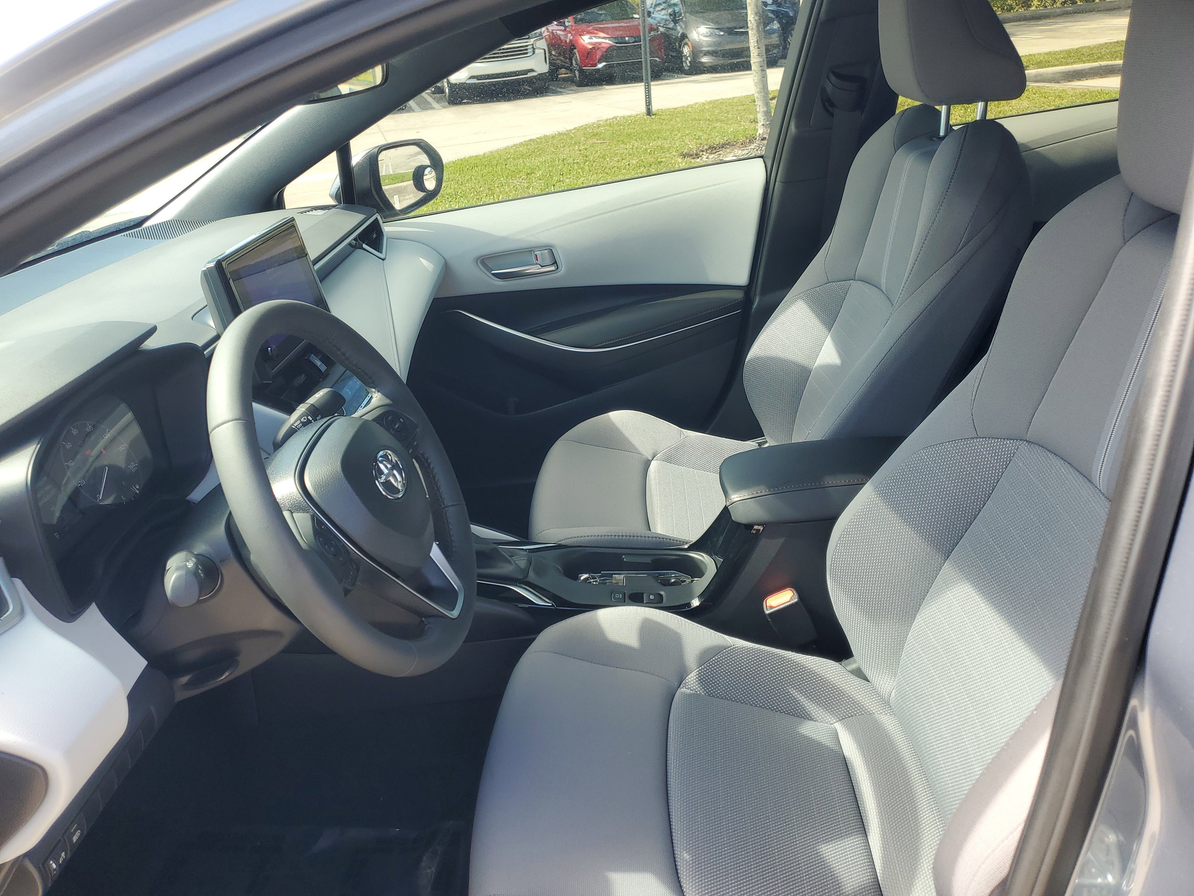 Certified 2024 Toyota Corolla SE FWD image 15